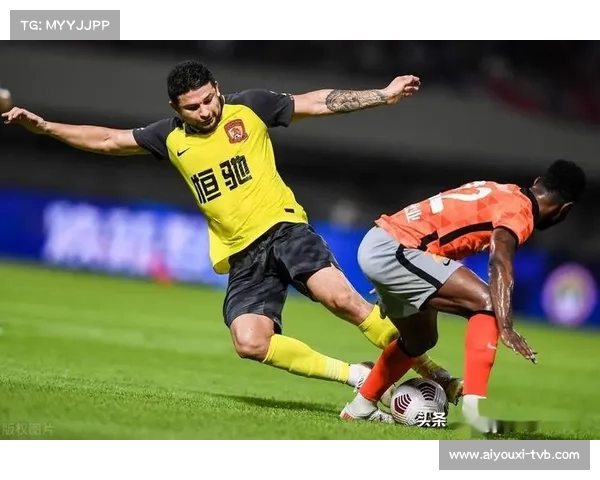 巨人加时惜败雄狮,单场多次花哨达阵战术引热议 巨人加时惜败雄狮,单场多次花哨达阵战术引热议